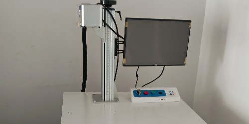 为什么光纤激光打标机比半导体激光打标机使用寿命长